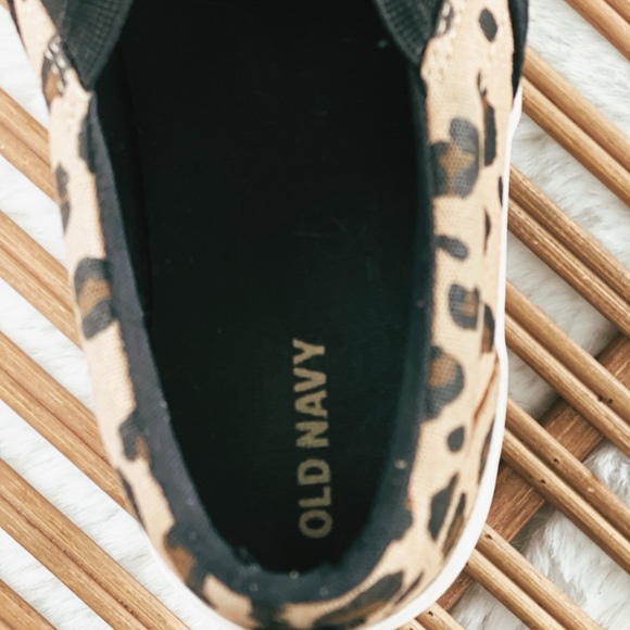 Old Navy Cheetah Tennis Shoes Size 11 - Picture 3 of 4